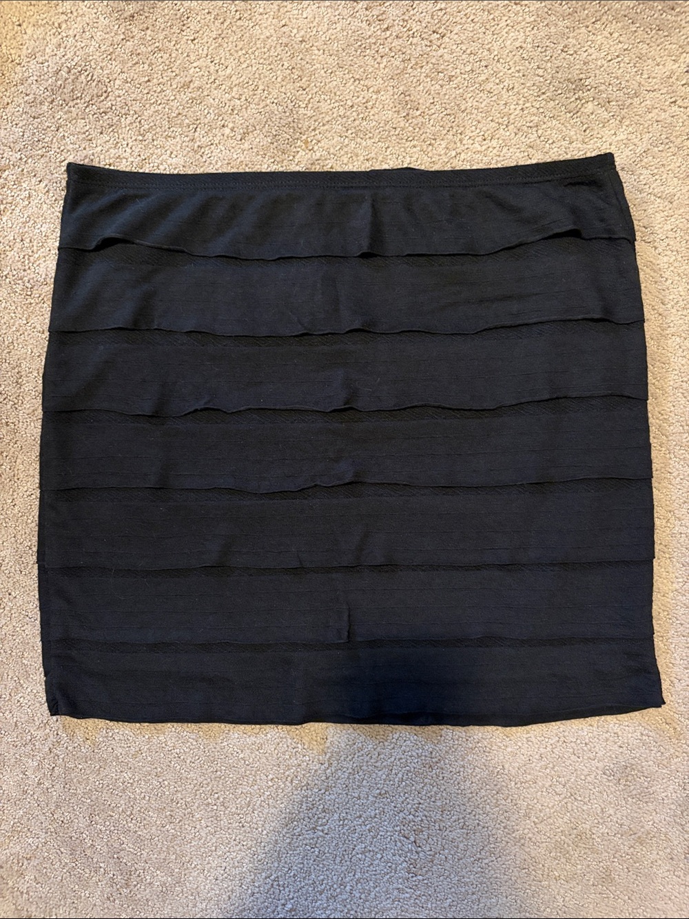 Max Studio Tiered Ruffle Knit Skirt Black Size Medium